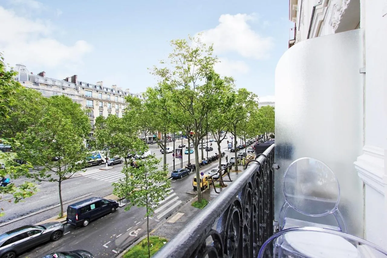 Junior Avec Balcon Et Vue Sur Arc De Triomphe B&B 파리